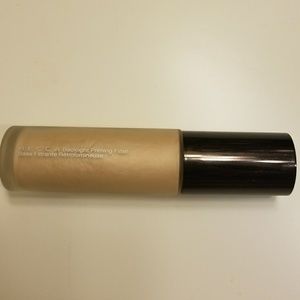 Becca Backlight Priming Filter